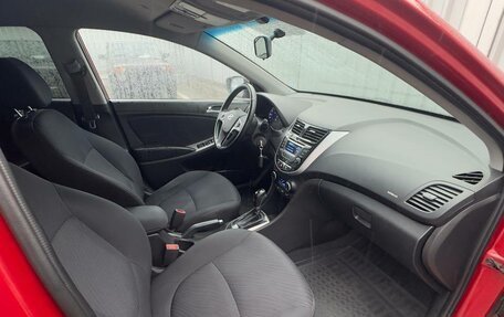 Hyundai Solaris II рестайлинг, 2015 год, 950 000 рублей, 18 фотография