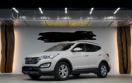 Hyundai Santa Fe III рестайлинг, 2013 год, 2 250 000 рублей, 3 фотография