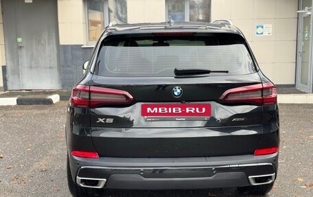 BMW X5, 2020 год, 6 000 000 рублей, 2 фотография