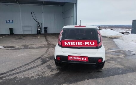 KIA Soul II рестайлинг, 2018 год, 1 590 000 рублей, 4 фотография