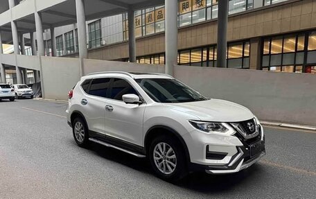 Nissan X-Trail, 2023 год, 2 050 000 рублей, 3 фотография