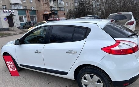Renault Megane III, 2011 год, 550 000 рублей, 2 фотография