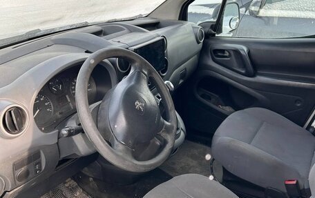 Peugeot Partner II рестайлинг 2, 2012 год, 550 000 рублей, 5 фотография