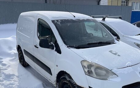 Peugeot Partner II рестайлинг 2, 2012 год, 550 000 рублей, 6 фотография