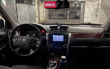 Toyota Camry, 2013 год, 1 899 000 рублей, 2 фотография