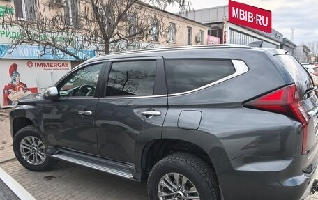 Mitsubishi Pajero Sport III рестайлинг, 2021 год, 3 700 000 рублей, 4 фотография