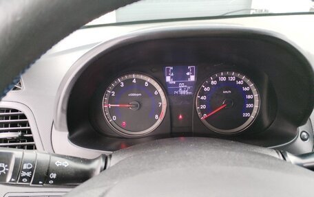 Hyundai Solaris II рестайлинг, 2016 год, 1 030 000 рублей, 10 фотография