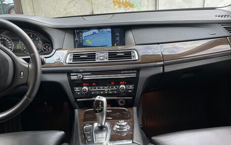 BMW 7 серия, 2009 год, 2 050 000 рублей, 12 фотография