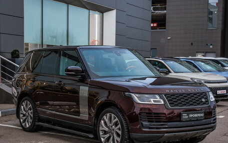 Land Rover Range Rover IV рестайлинг, 2018 год, 5 999 000 рублей, 4 фотография