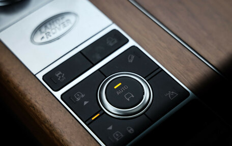 Land Rover Range Rover IV рестайлинг, 2018 год, 5 999 000 рублей, 21 фотография