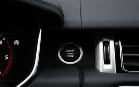 Land Rover Range Rover IV рестайлинг, 2018 год, 5 999 000 рублей, 22 фотография