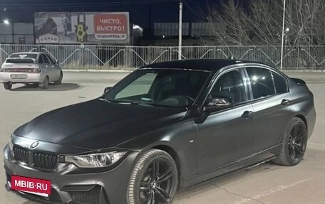 BMW 3 серия, 2014 год, 1 950 000 рублей, 10 фотография