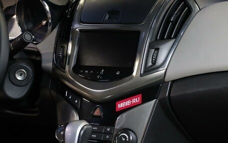 Chevrolet Cruze II, 2013 год, 749 000 рублей, 9 фотография