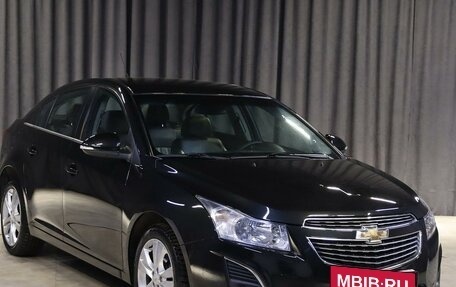 Chevrolet Cruze II, 2013 год, 749 000 рублей, 3 фотография