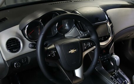 Chevrolet Cruze II, 2013 год, 749 000 рублей, 10 фотография