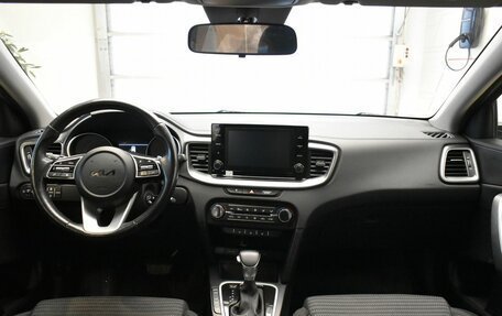 KIA cee'd III, 2022 год, 2 199 000 рублей, 11 фотография