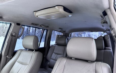 Toyota Land Cruiser Prado 120 рестайлинг, 2004 год, 1 688 000 рублей, 13 фотография