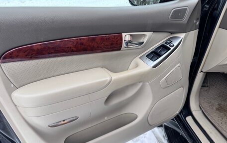 Toyota Land Cruiser Prado 120 рестайлинг, 2004 год, 1 688 000 рублей, 21 фотография