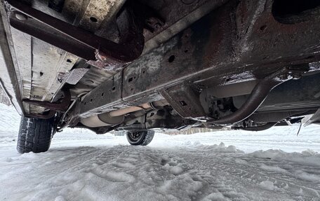 Toyota Land Cruiser Prado 120 рестайлинг, 2004 год, 1 688 000 рублей, 26 фотография