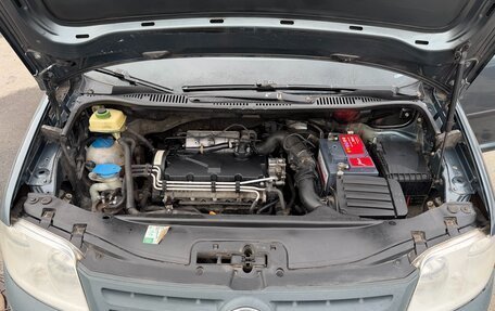 Volkswagen Caddy III рестайлинг, 2008 год, 570 000 рублей, 28 фотография