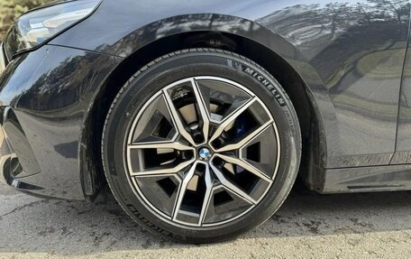 BMW 5 серия, 2024 год, 6 430 000 рублей, 4 фотография