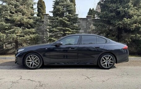 BMW 5 серия, 2024 год, 6 430 000 рублей, 5 фотография