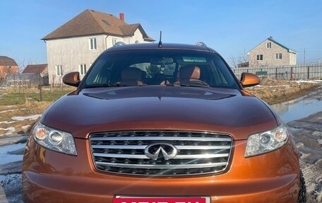 Infiniti FX I, 2004 год, 1 200 000 рублей, 6 фотография