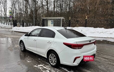 KIA Rio IV, 2019 год, 850 000 рублей, 3 фотография