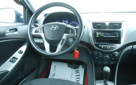 Hyundai Solaris II рестайлинг, 2015 год, 995 000 рублей, 10 фотография