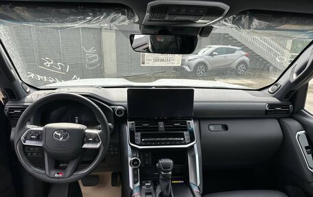 Toyota Land Cruiser, 2025 год, 15 100 000 рублей, 10 фотография