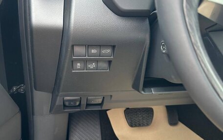 Toyota Land Cruiser, 2025 год, 15 100 000 рублей, 15 фотография