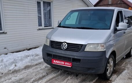 Volkswagen Transporter T5 рестайлинг, 2009 год, 1 170 000 рублей, 1 фотография