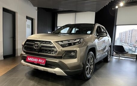 Toyota RAV4, 2025 год, 4 440 000 рублей, 1 фотография