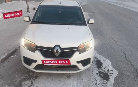 Renault Logan II, 2021 год, 650 000 рублей, 1 фотография