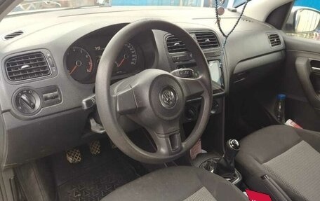 Volkswagen Polo VI (EU Market), 2015 год, 850 000 рублей, 7 фотография