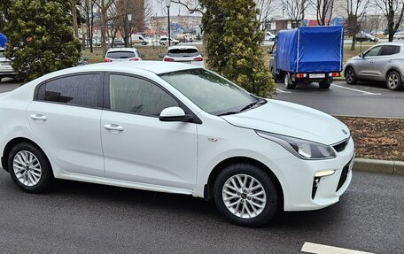 KIA Rio IV, 2018 год, 1 080 000 рублей, 5 фотография