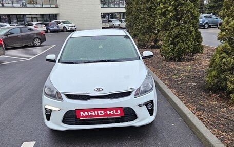 KIA Rio IV, 2018 год, 1 080 000 рублей, 3 фотография