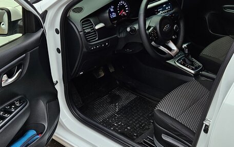 KIA Rio IV, 2018 год, 1 080 000 рублей, 33 фотография