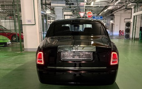 Rolls-Royce Phantom VII рестайлинг, 2015 год, 55 000 000 рублей, 4 фотография