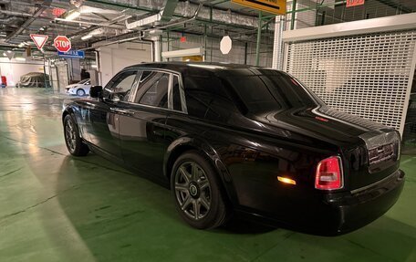 Rolls-Royce Phantom VII рестайлинг, 2015 год, 55 000 000 рублей, 5 фотография