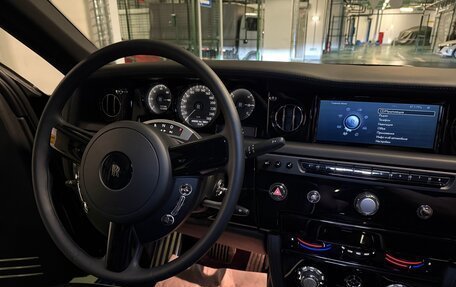 Rolls-Royce Phantom VII рестайлинг, 2015 год, 55 000 000 рублей, 14 фотография
