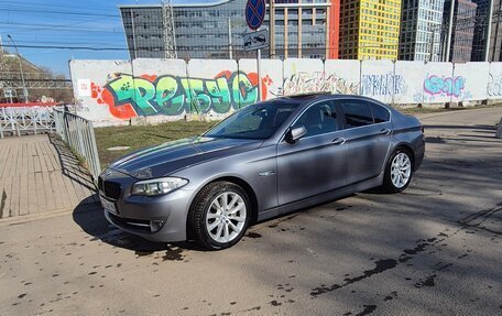 BMW 5 серия, 2011 год, 1 450 000 рублей, 15 фотография