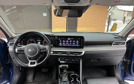 KIA K5, 2021 год, 2 350 000 рублей, 9 фотография