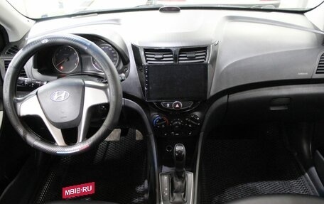 Hyundai Solaris II рестайлинг, 2014 год, 990 000 рублей, 17 фотография