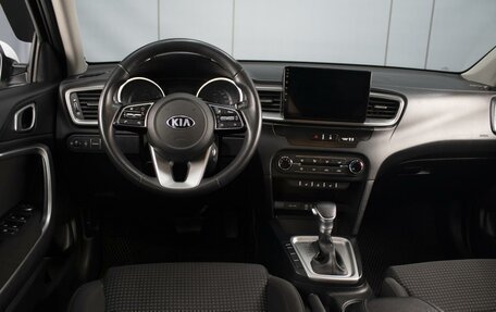 KIA cee'd III, 2019 год, 1 650 000 рублей, 5 фотография