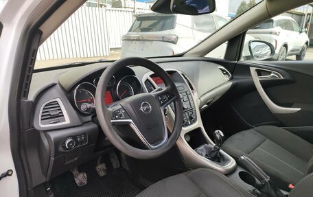 Opel Astra J, 2010 год, 584 000 рублей, 6 фотография