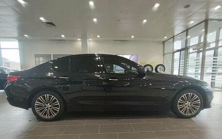 BMW 5 серия, 2018 год, 2 600 000 рублей, 5 фотография