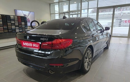 BMW 5 серия, 2018 год, 2 600 000 рублей, 6 фотография