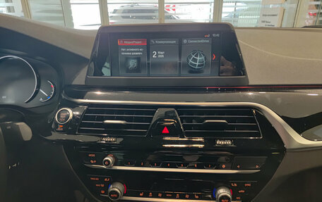 BMW 5 серия, 2018 год, 2 600 000 рублей, 18 фотография