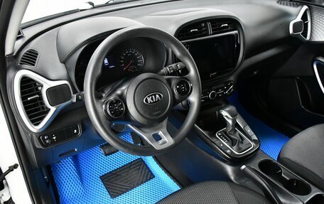 KIA Soul III, 2020 год, 1 897 000 рублей, 10 фотография